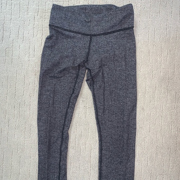 Lululemon full length leggings - Picture 2 of 4